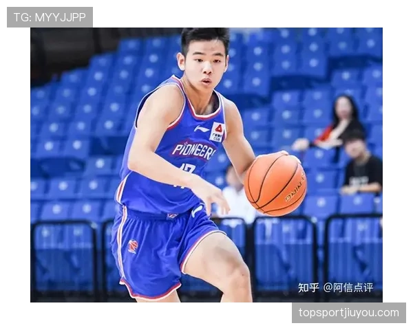 杨瀚森今晚又是场上冷面王,场外却被爆豪宅钥匙随手一甩? 杨瀚森今晚又是场上冷面王,场外却被爆豪宅钥匙随手一甩?